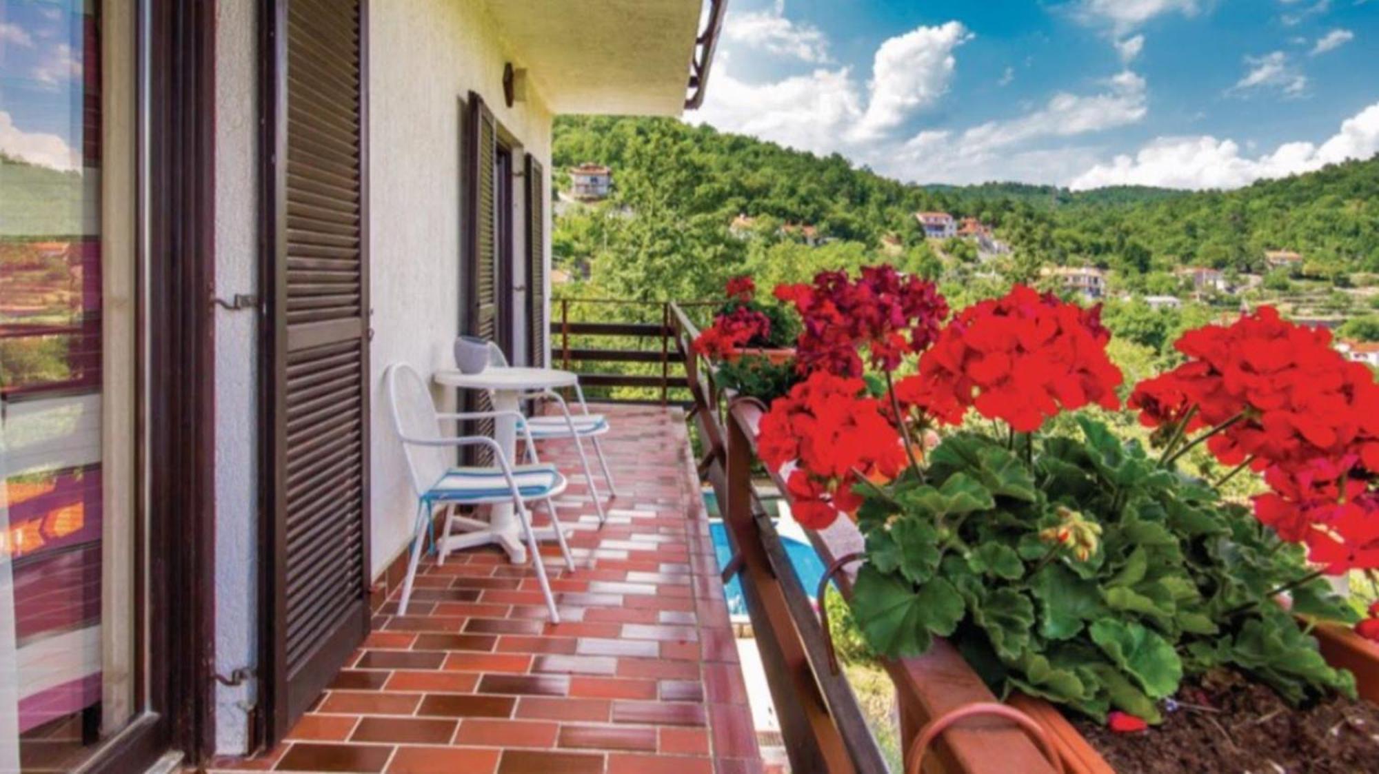 Apartment Gina Опатия Екстериор снимка